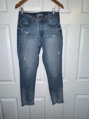 Rewash High Rise Vintage Skinny Jeans | Distressed Raw Hem | Size 26